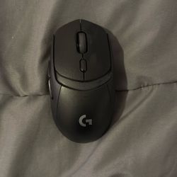  Logitech G309 LIGHTSPEED Wireless Gaming Mouse.
