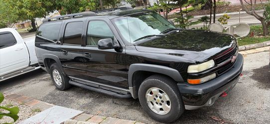 2004 Chevrolet Suburban