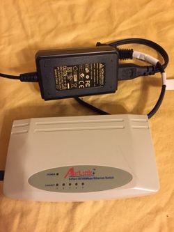 Airport 5 Port Ethernet switch