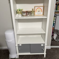 Kids Shelves 