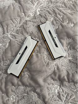 USED Corsair Vengeance DDR4 Ram