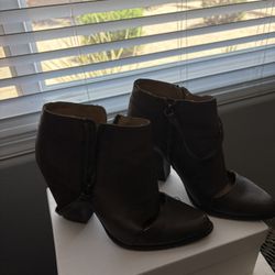 Black Booties Ladies Size 7.5
