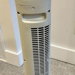 Holmes 3-Speed Tower Fan – Great Condition – Works Perfectly