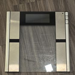Digital Smart Scale with Body Analysis
