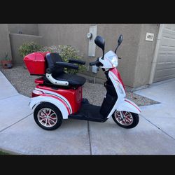 Daymak Roadstar Scooter 