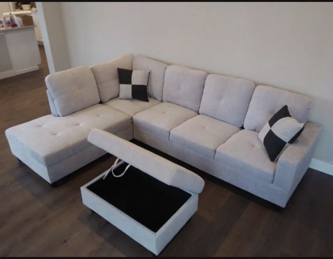 New Light Gray Sectional Sofa Couch With Free Ottoman, Chaise And 2 Pillows
