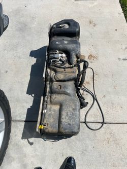 Sierra/silverado fuel tank