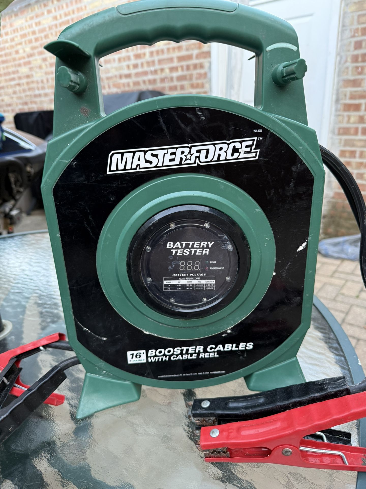 Jumping cables With Battery Tester