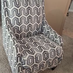 Living Room Chairs 