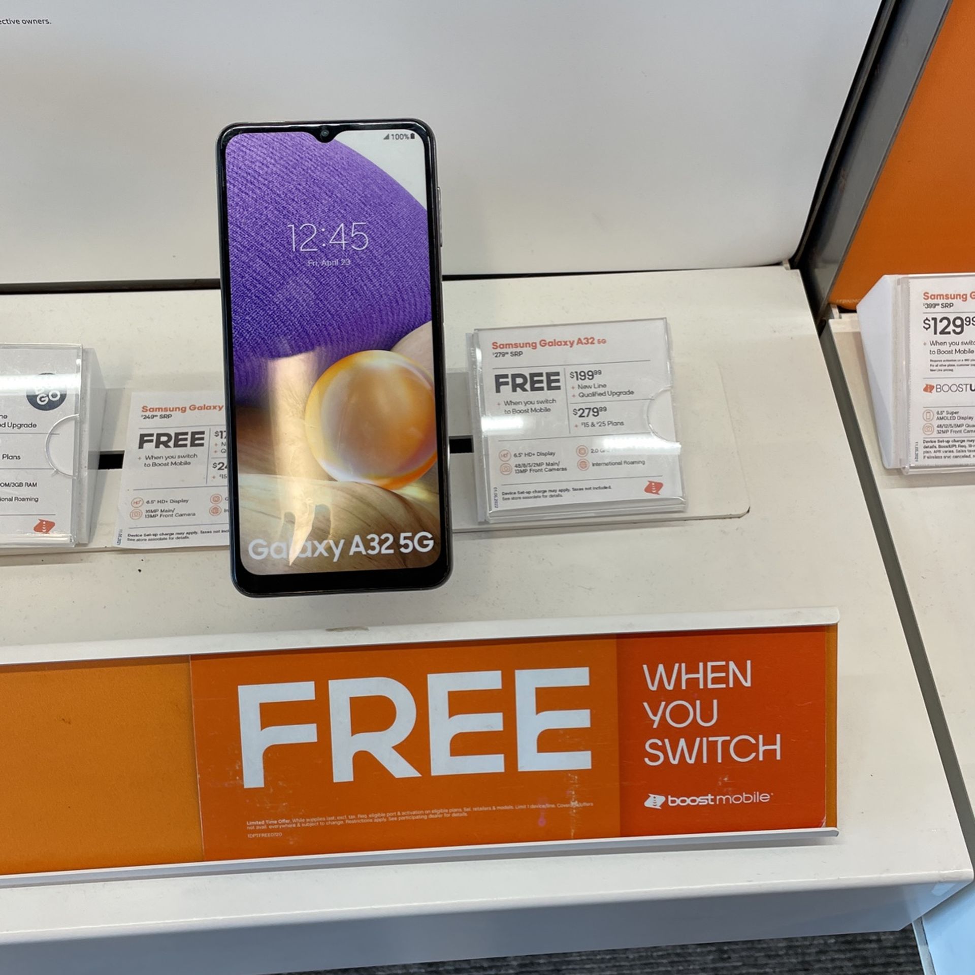 FREE samsung A32 & 3 Months of free service 