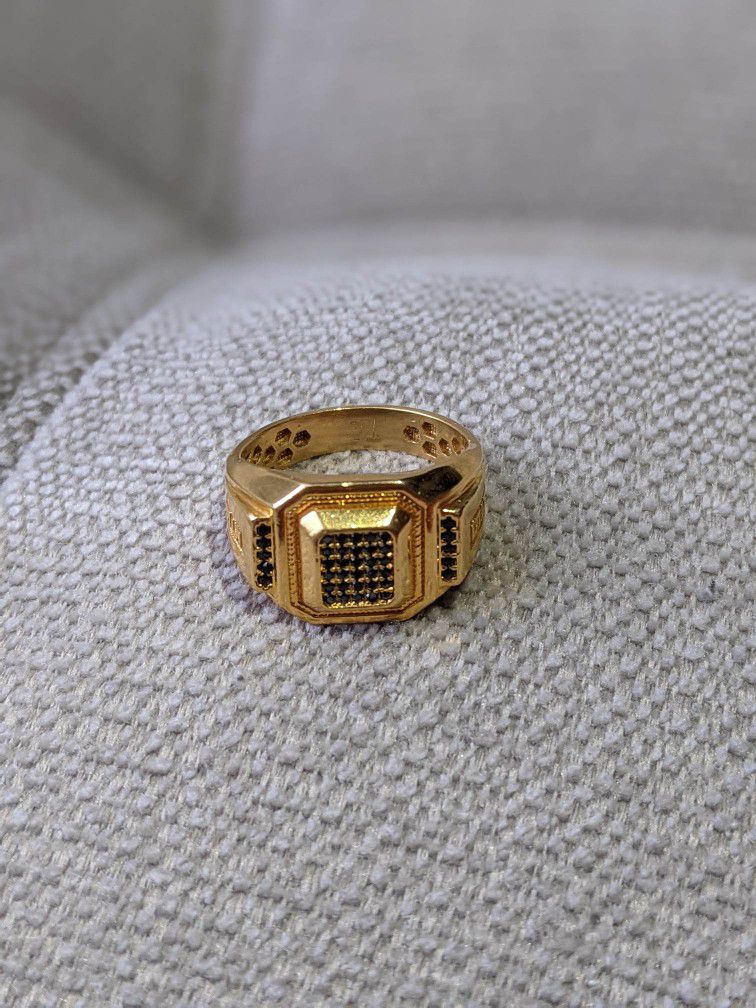 21k Solid Gold Ring Size 10.5  13.2gr