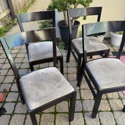 4 Chairs