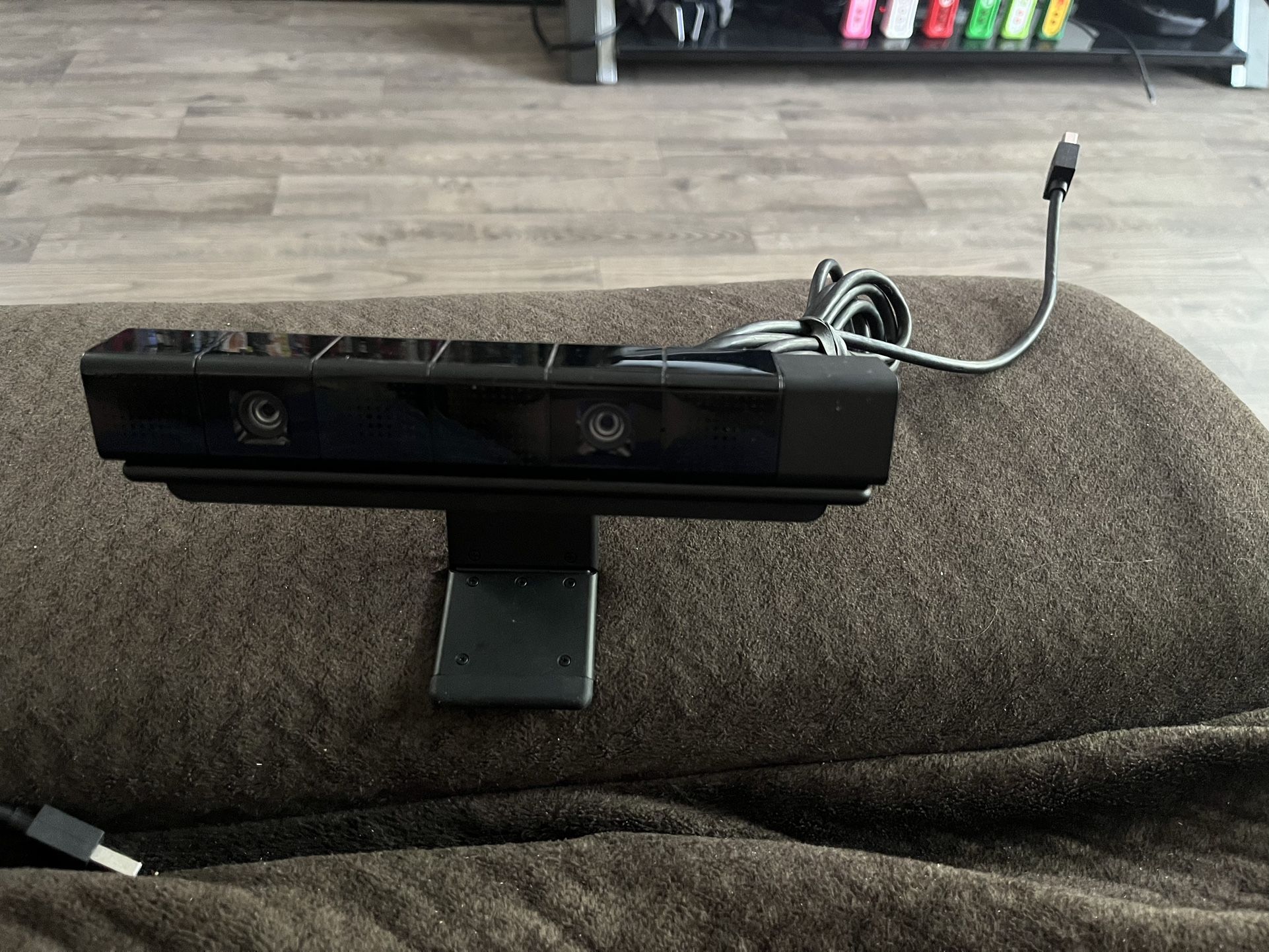 PS4/PS5 Camera V1 W/ Stand