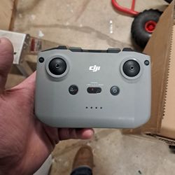 D j I remote