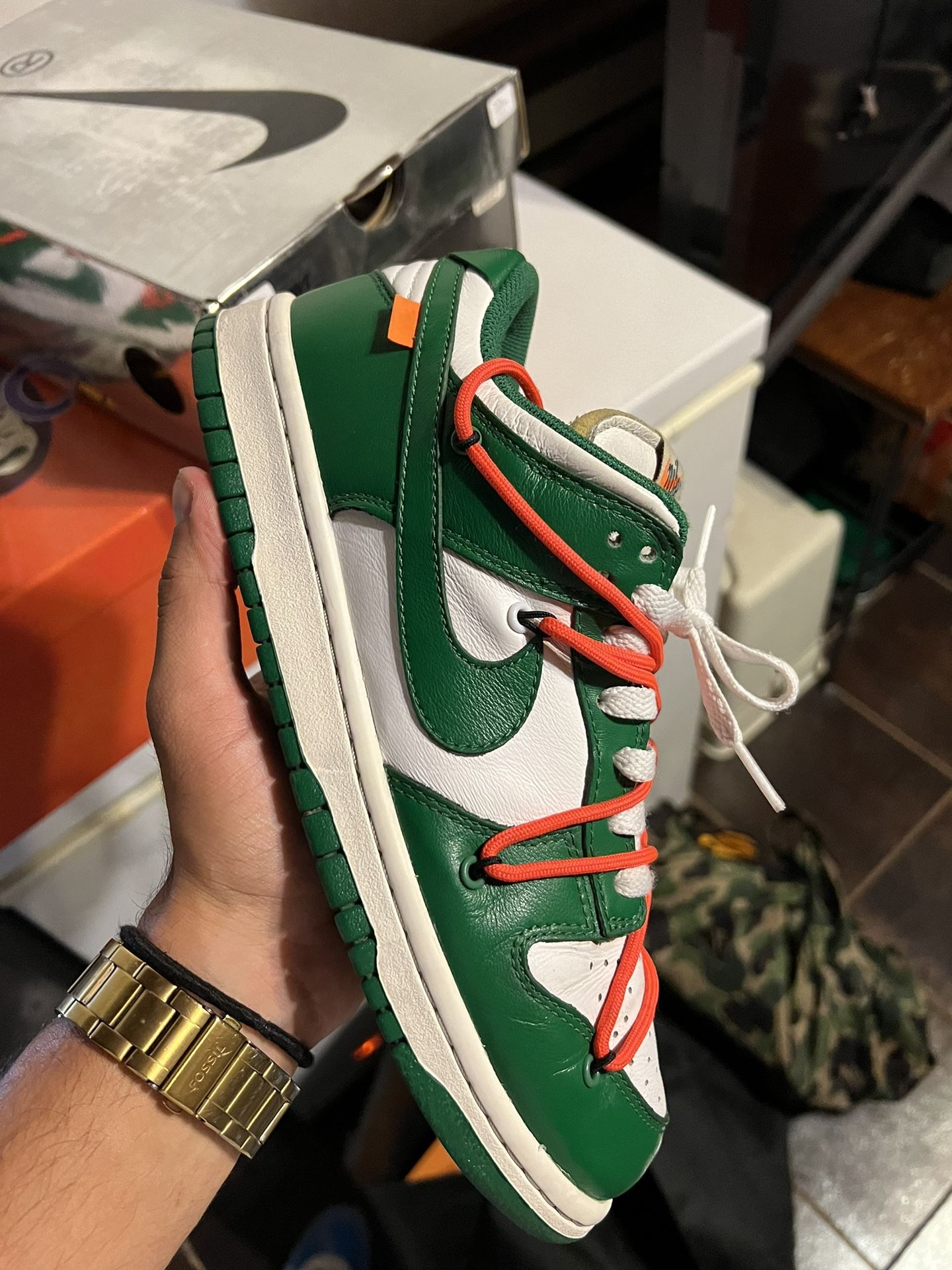 nike dunk low off white