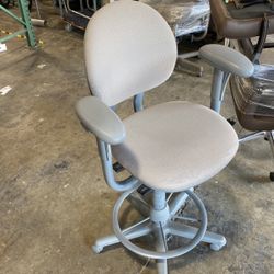 Tall Office Chair With Foot Stool