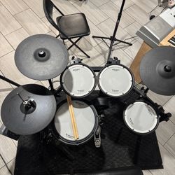 Roland V-Drums TD-07KVX Electronic Drum Set