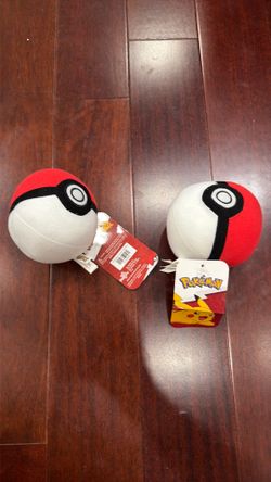 Pokémon Pokeball Plush (x2)