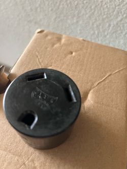 Plug adapter
