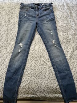 Hollister Jean