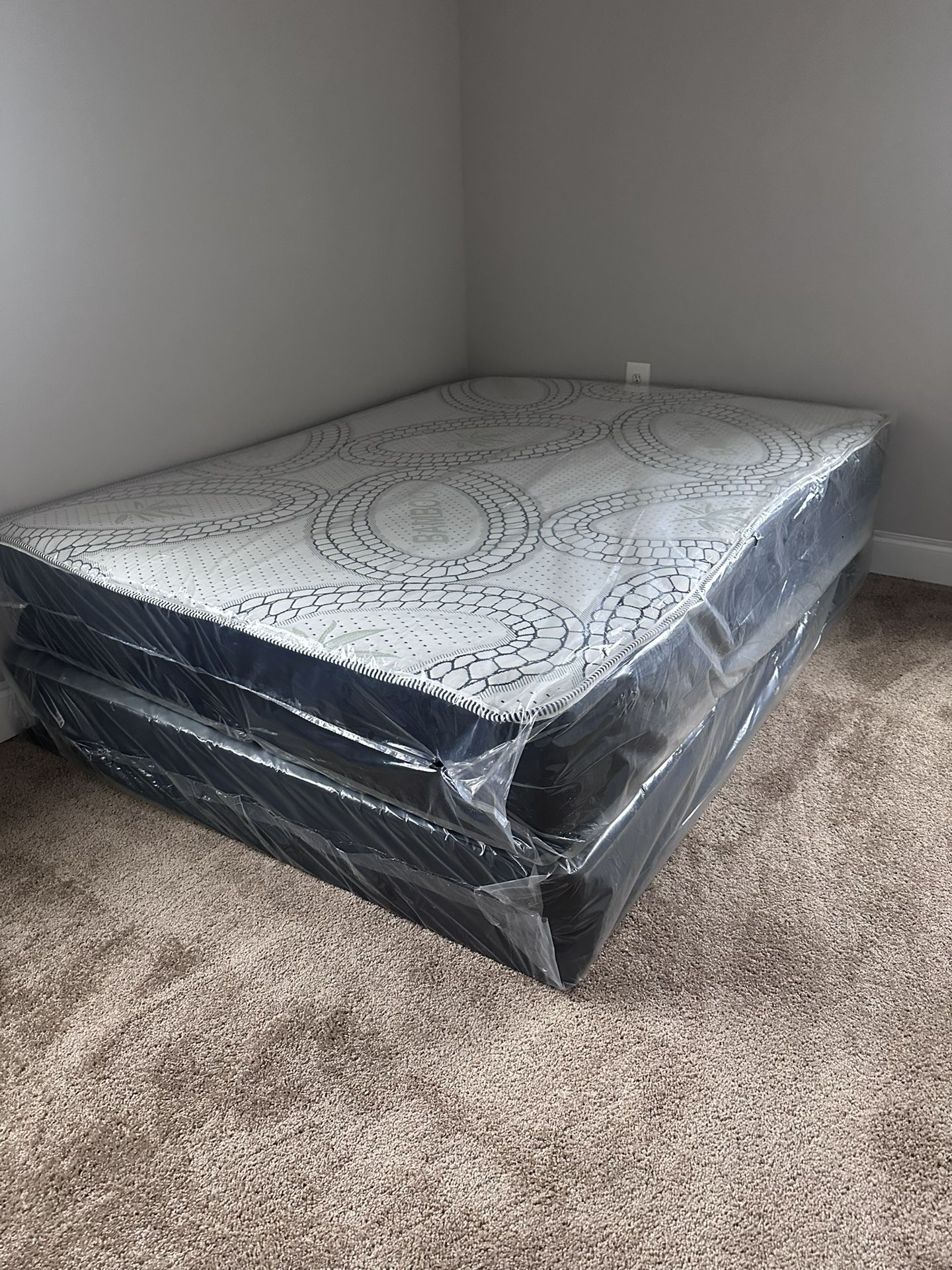 Queen Mattress Come With Box Spring - Same Day Delivery