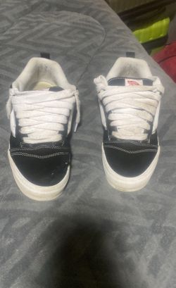 Chunky vans size 9.0 in Men And 10.5 in Women