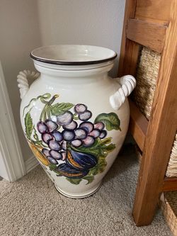 Italian hand painted ceramic decorative vase
