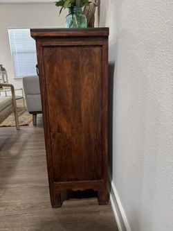 Credenza