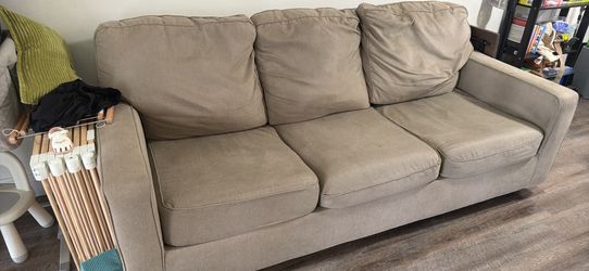 Couch- need gone asap
