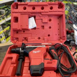 Milwaukee 15 Amp 1-3/4 in. SDS-MAX Corded Combination Hammer with E-Clutch