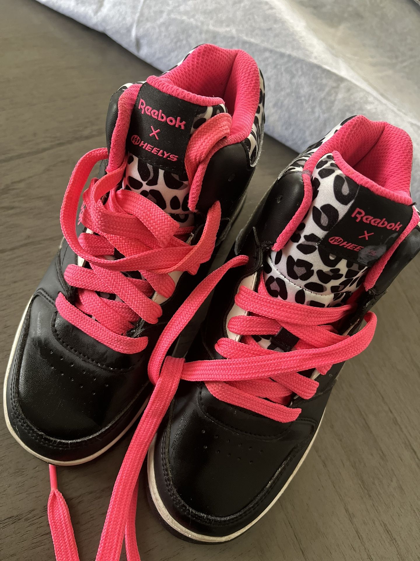 Kids Reebok Heelys
