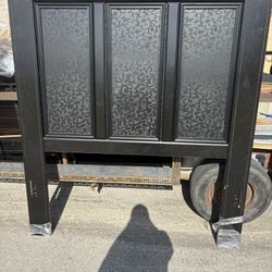 Black Bedroom Set