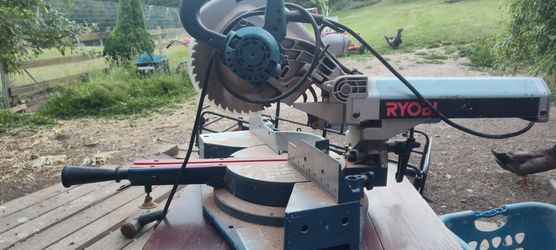 Ryobi 8-1/2 inch miter saw