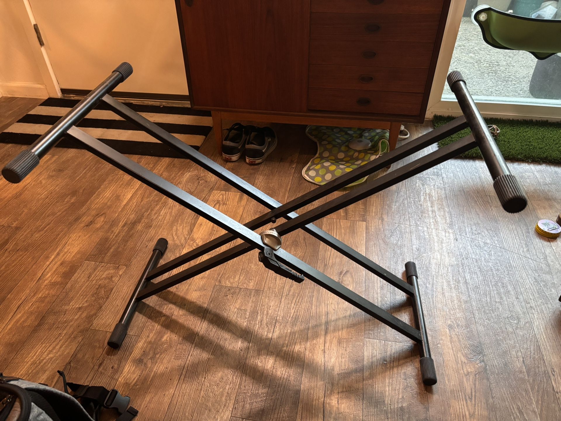 Full Keyboard Metal Adjustable Stand