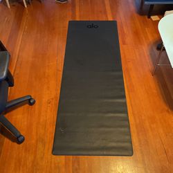 Alo Yoga Mat - Air Mat Travel Mat 