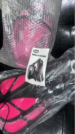 Full face snorkel set with fins