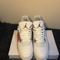 Jordan 4