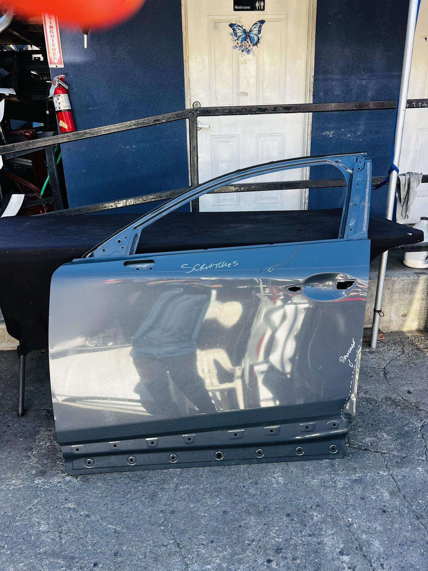 2020-2025 Mazda CX-30 Left Driver Side Front Door Oem