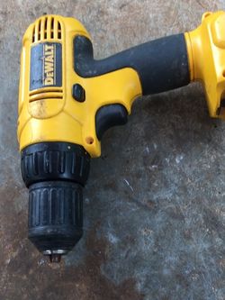 4 Sale Desalt DRILL 3/8 No Batery 25 Obo