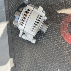 Jeep Wrangler High Powerd 350 Alternator 