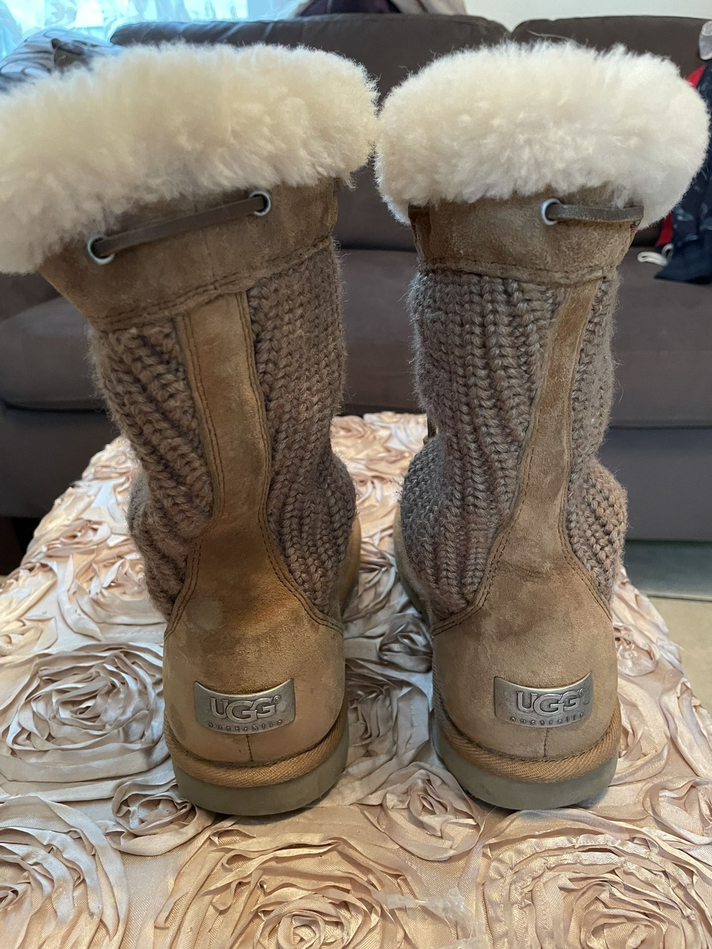 UGG boots, Size 6USA