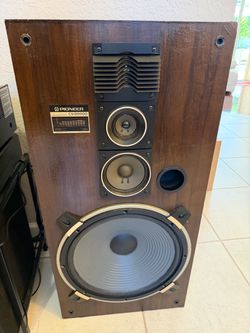 Pioneer CS-D9900 vintage/1986 4-way floor speakers 15" woofers 150 watts