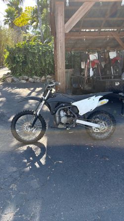 2006 KX100