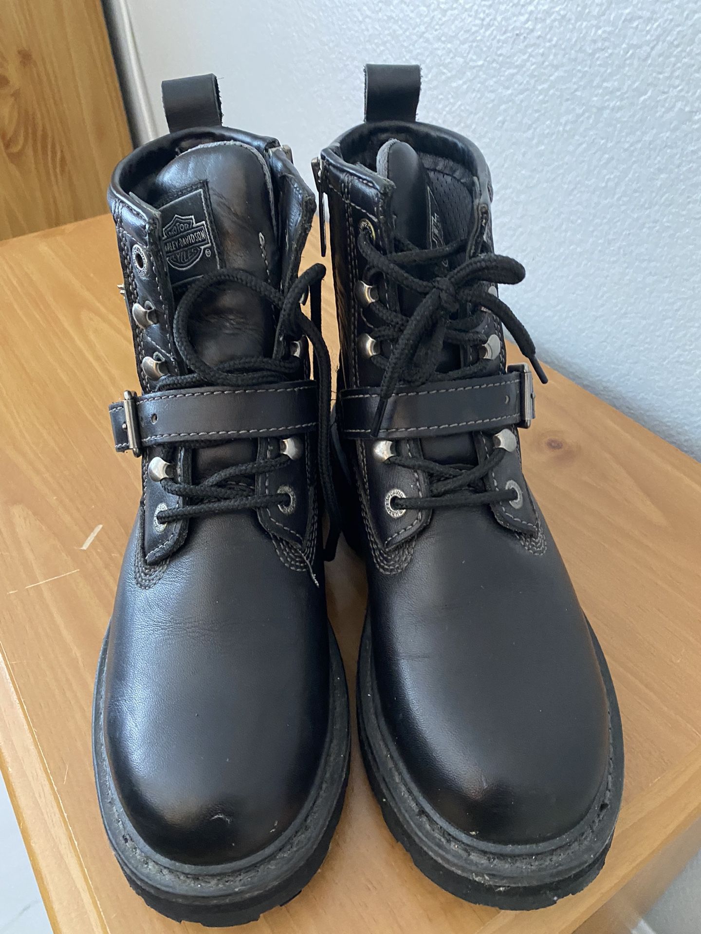 Harley Davidson Woomen’s ,Leather Boots Size 7 1/2 Very little use it