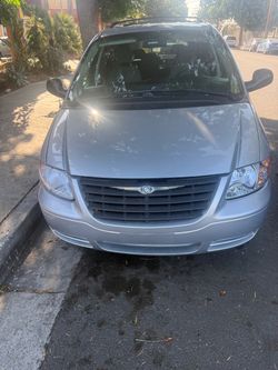 2006 Chrysler town and country