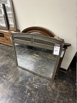 Arched Dresser Mirror with Reeded Panel Top - Weathered Gray-Brown | Chest Of Drawers | Bureau