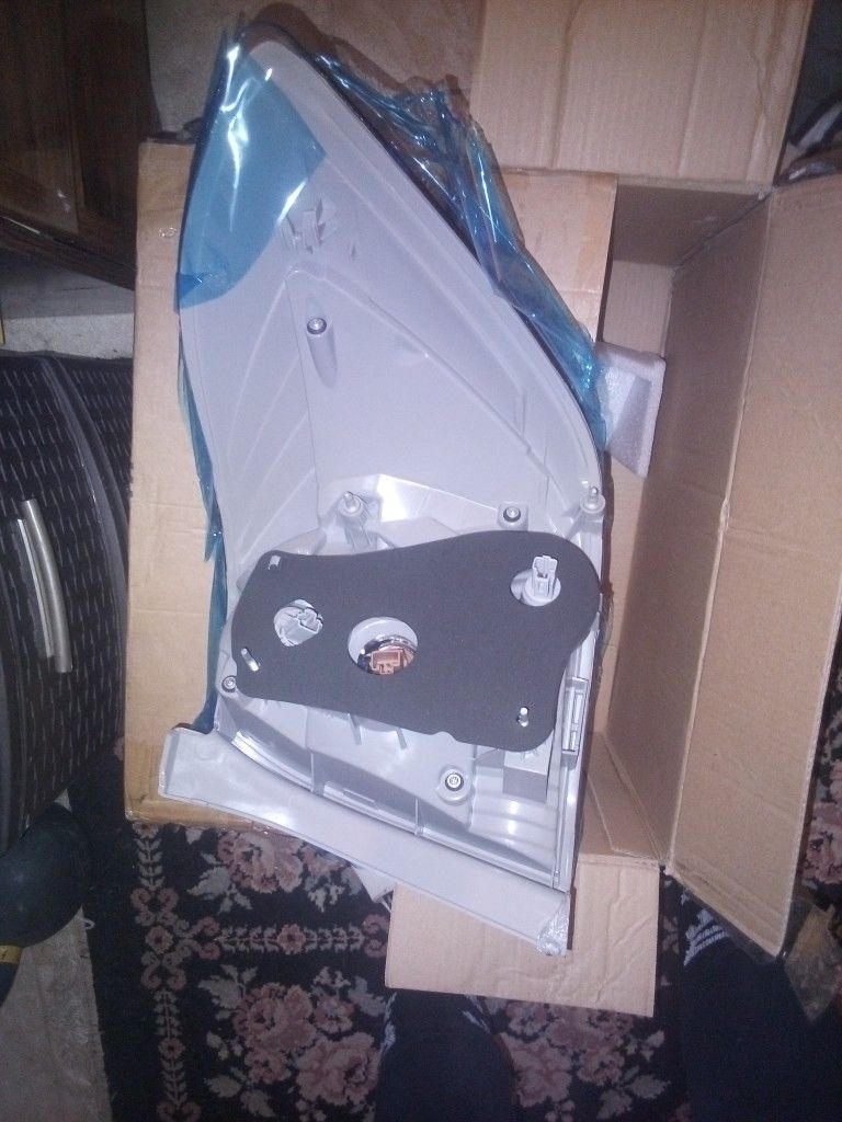 2 Brand New Tail Lights