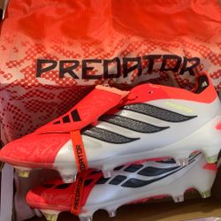 Soccer cleats