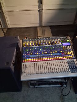 Pa completo mixer dijital  24 chanel power and speakers