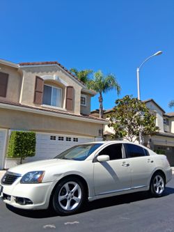 2010 Mitsubishi Galant